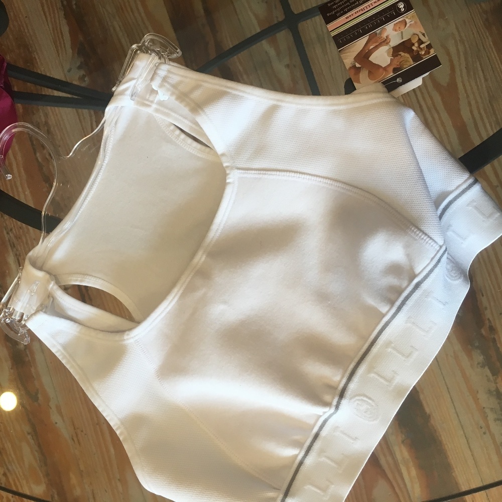 NWT LA LECHE NURSING BRA